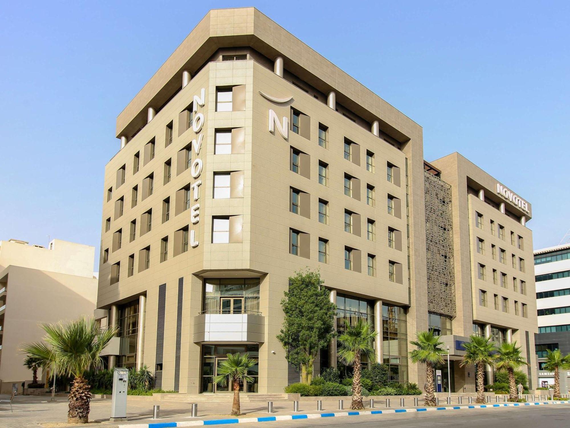 Novotel Tunis Lac Exterior foto