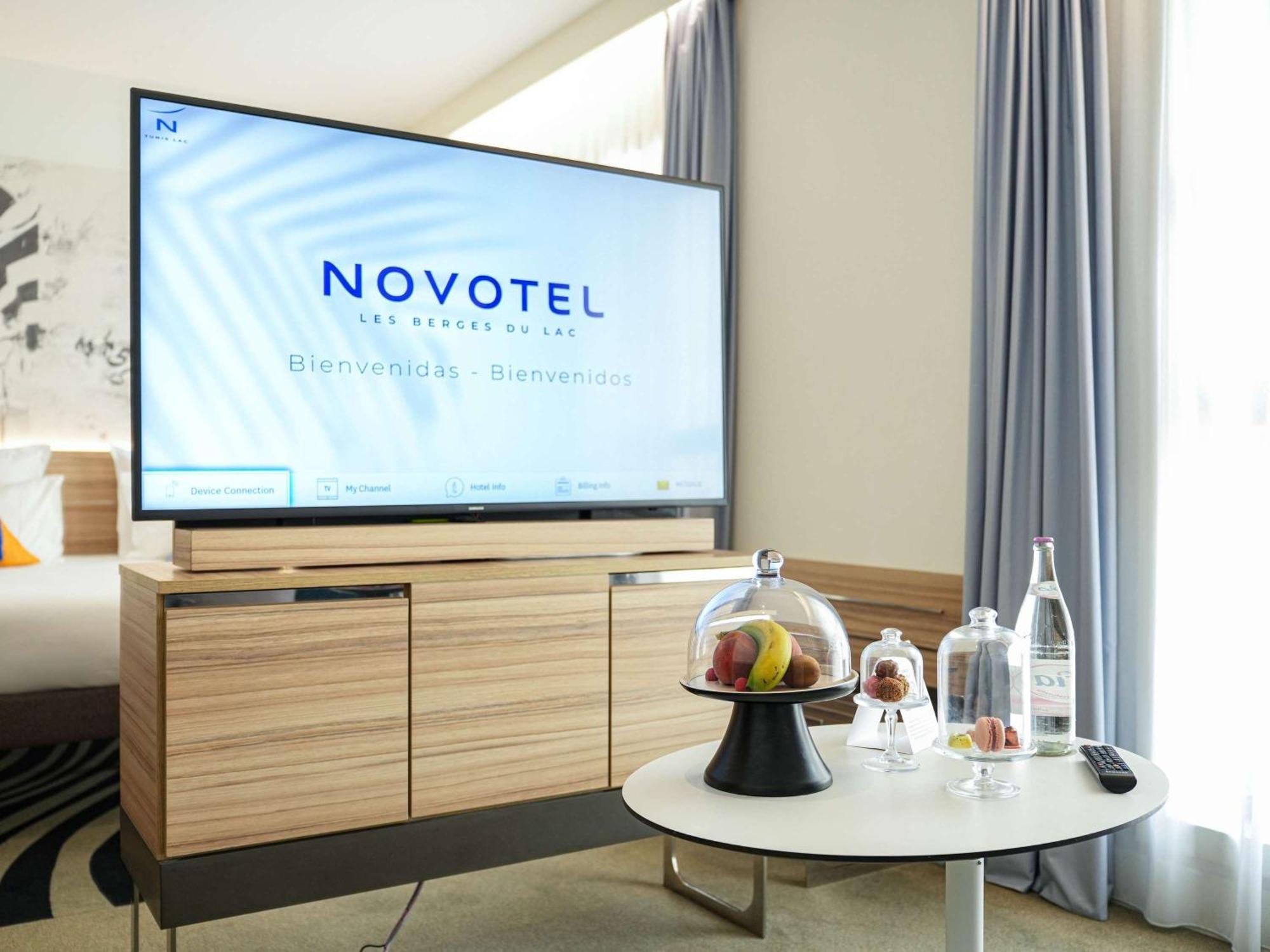 Novotel Tunis Lac Exterior foto